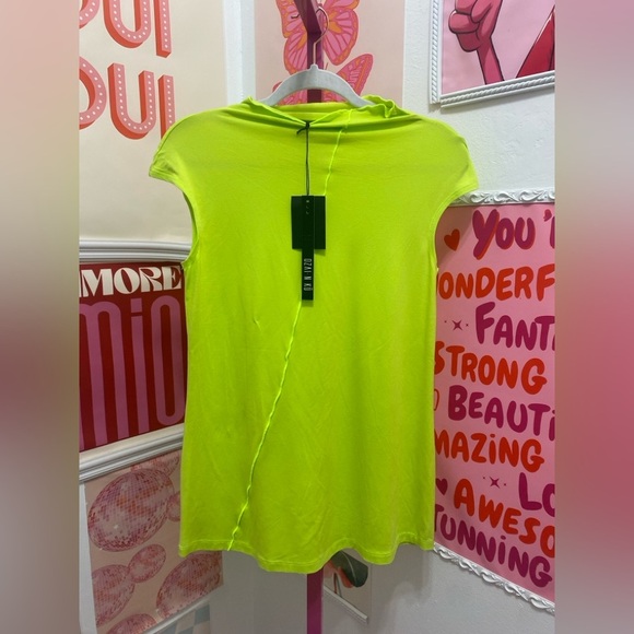 NWT OZAI N KU RACQUET
TANK TOP, LIME - Picture 8 of 13